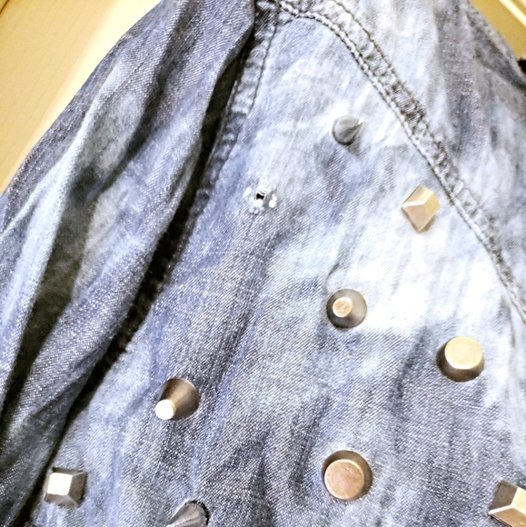 BDG Blue Jean Shirt With Spikes Size M - Picture 4 of 5
